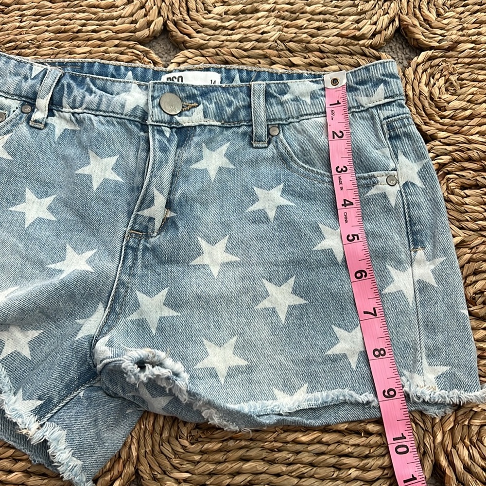 RSQ Collective Star Print Girls Denim Shorts • Size 14 - Picture 4 of 10